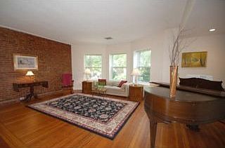 Foyer into Living Rm