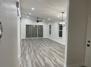 208 Sacramento Dr, Las Vegas, NV 89110