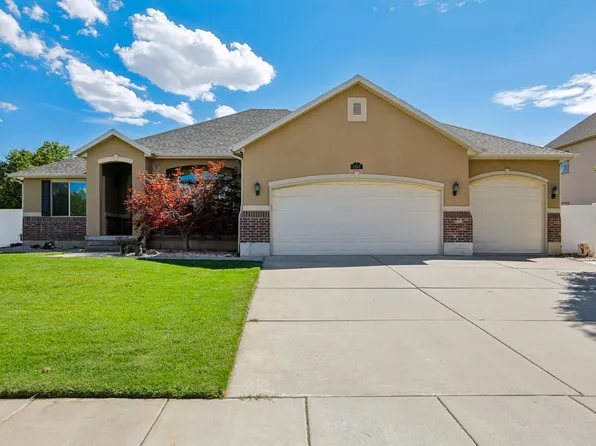 1317 W 2340 N, Clinton, UT 84015