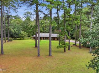 932 White Rd, Florence, MS 39073