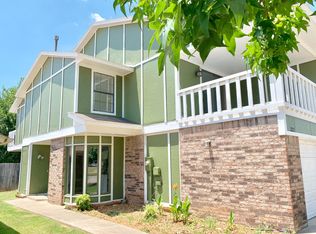 3220-3222 Ridgecrest Ct, Norman, OK 73072