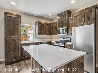 20134 Flowing Water Way #1, Bend, OR 97702