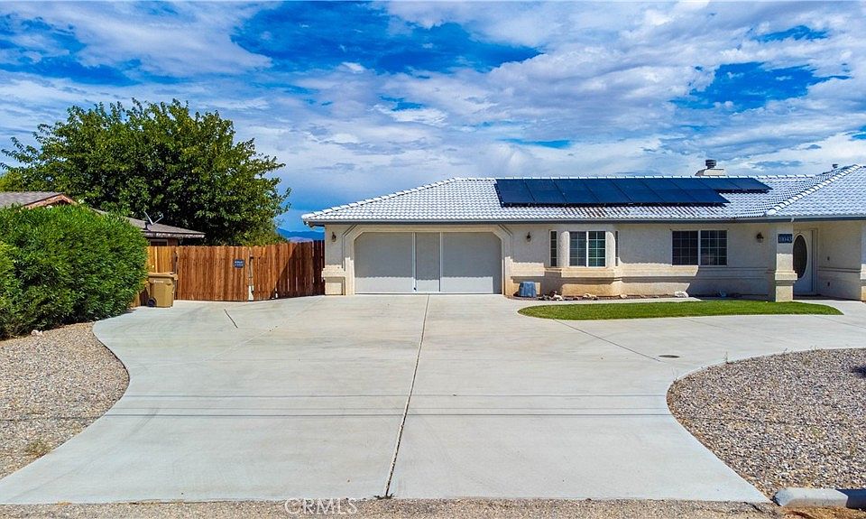 1st image of 11043 Pinon Ave