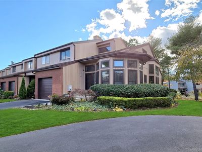 64 Timber Ridge Drive, Holbrook, NY, 11741