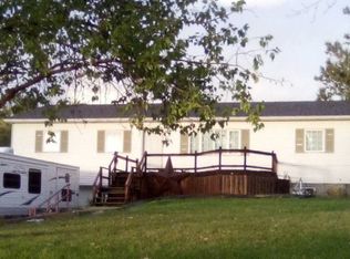 14 Lakeview Dr, Douglas, WY 82633