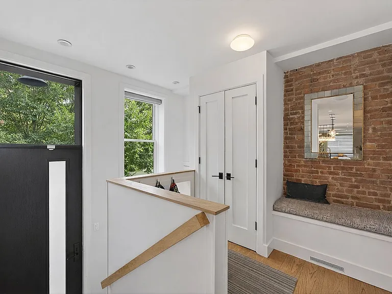 1601 11th Ave #1 — Photo 3