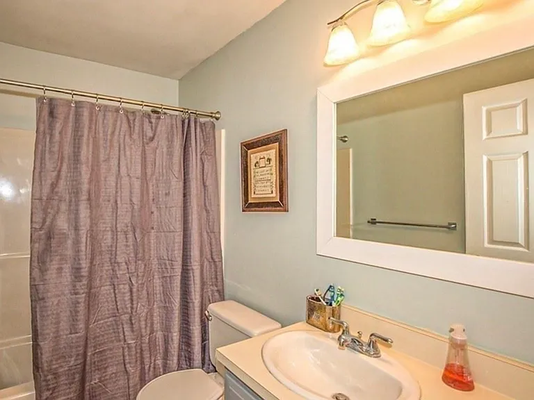 48 Evergreen Rd #114 — Photo 7