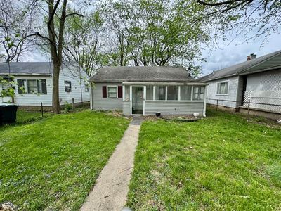 2101 S Pershing Dr, Muncie, IN, 47302