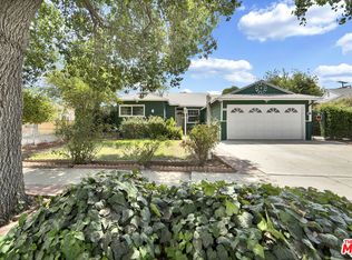 8045 Garden Grove Ave, Reseda, CA 91335