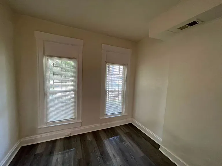 2941 Clifton Ave — Photo 16