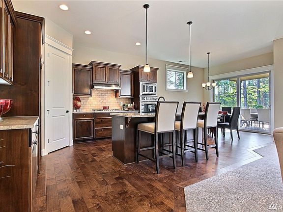 5th image of 2241 Donnegal Cir SW #8