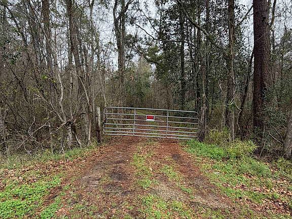 2nd image of Xxx Shady Rest Rd