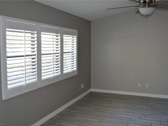3rd image of 318 SW 29th St