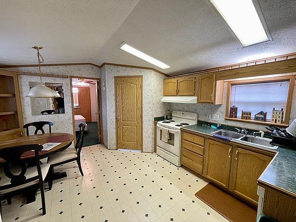 5th image of 91 Fort Granville Ln