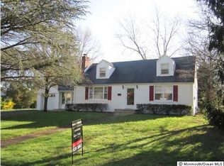 23 Laurel Dr, Little Silver, NJ 07739