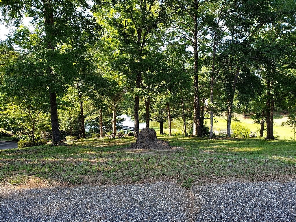 1590 Oak Lake Dr, Enterprise, AL 36330 | Zillow