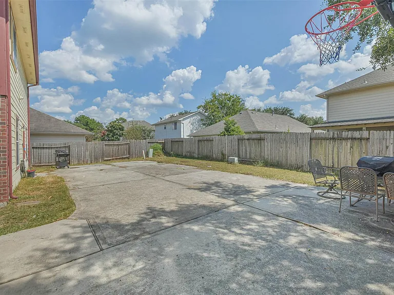 11735 Pebble Sands Dr — Photo 29