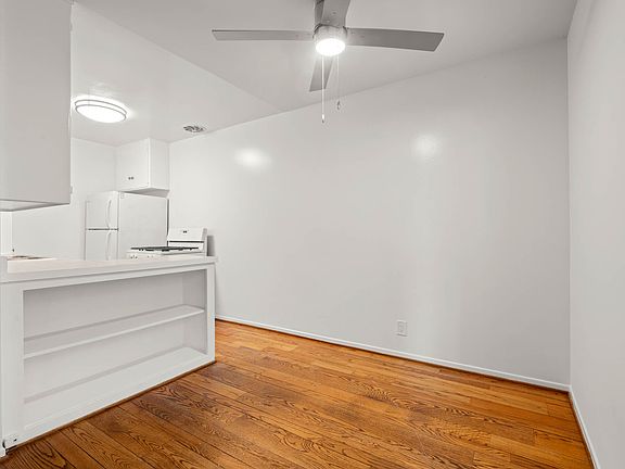5th image of 218 1/2 S Gale Dr #2