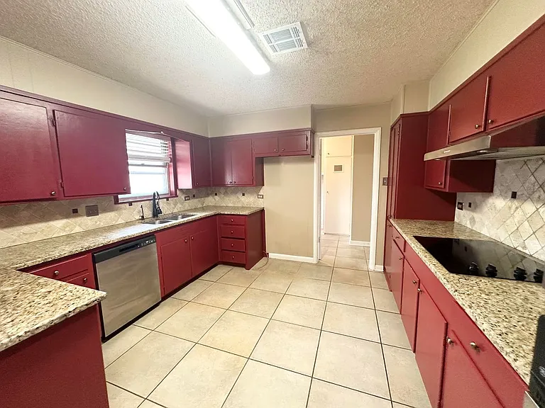 3223 Cimmaron Ave — Photo 6