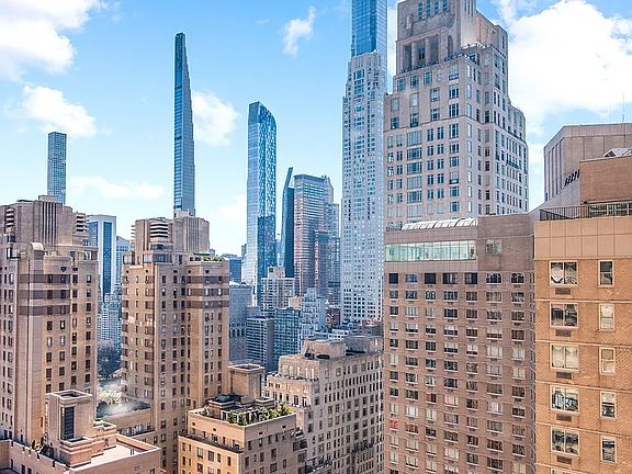 2nd image of 20 W 64th St APT 30C
