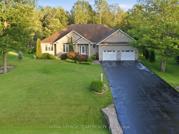 6810 Pebble Trail Way, Ottawa, ON K4P 0B7