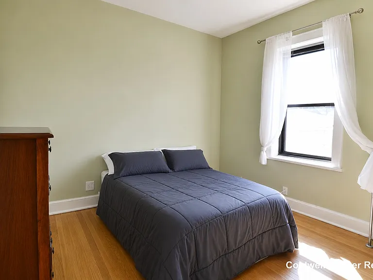 2325 N Sawyer Ave #1R — Photo 7