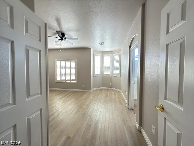 215 Animated Ct — Photo 10