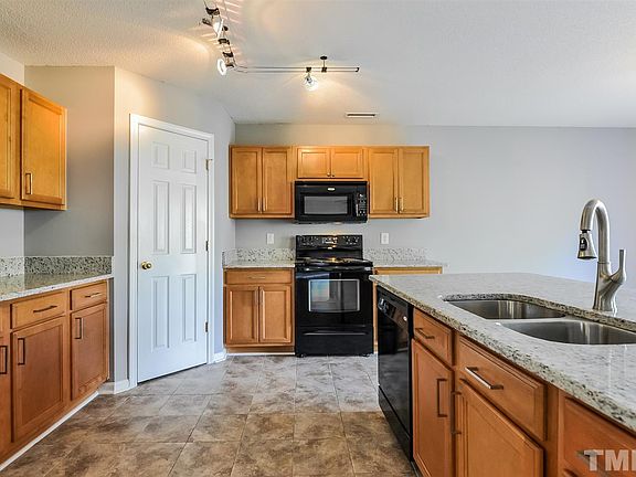 4th image of 1507 Kingman Dr