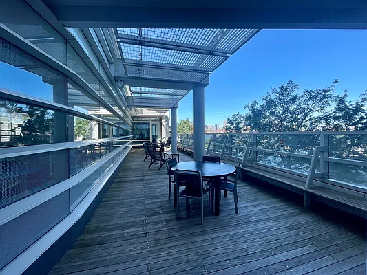 Rented by YouYork Management LLC | media 19