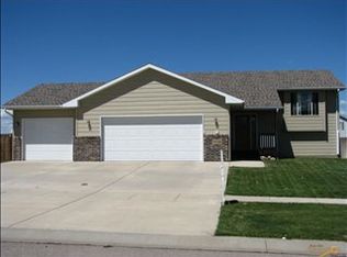 10238 Ventura Ln, Summerset, SD 57718