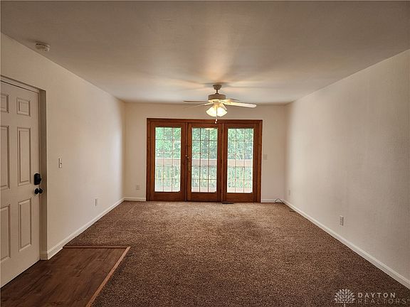 5th image of 2250 Coach Dr APT E