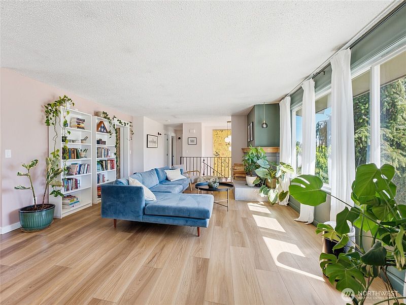 5th image of 1116 Wedgewood Avenue