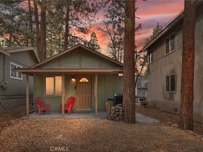 728 Holmes Ln, Sugarloaf, CA, 92386