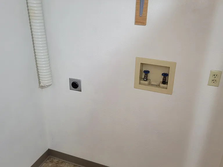 115 Tyler Way #1-C — Photo 14