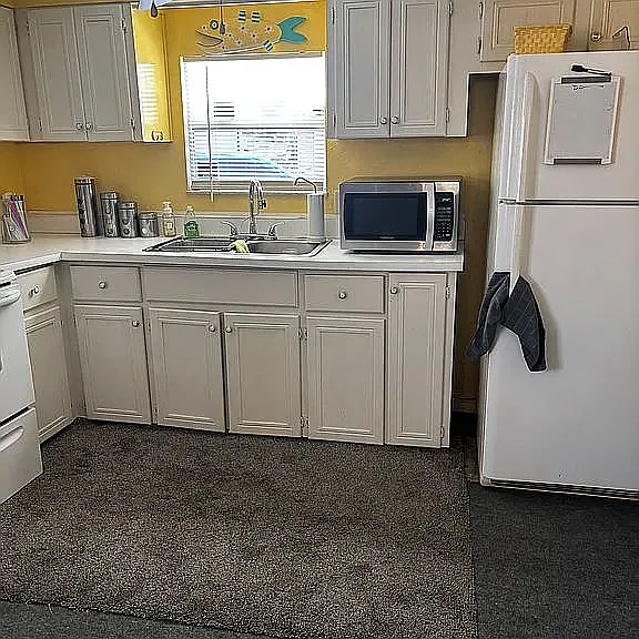 209 Mars Ave — Photo 11