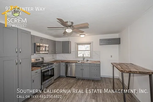 921 Center Way Photo 1