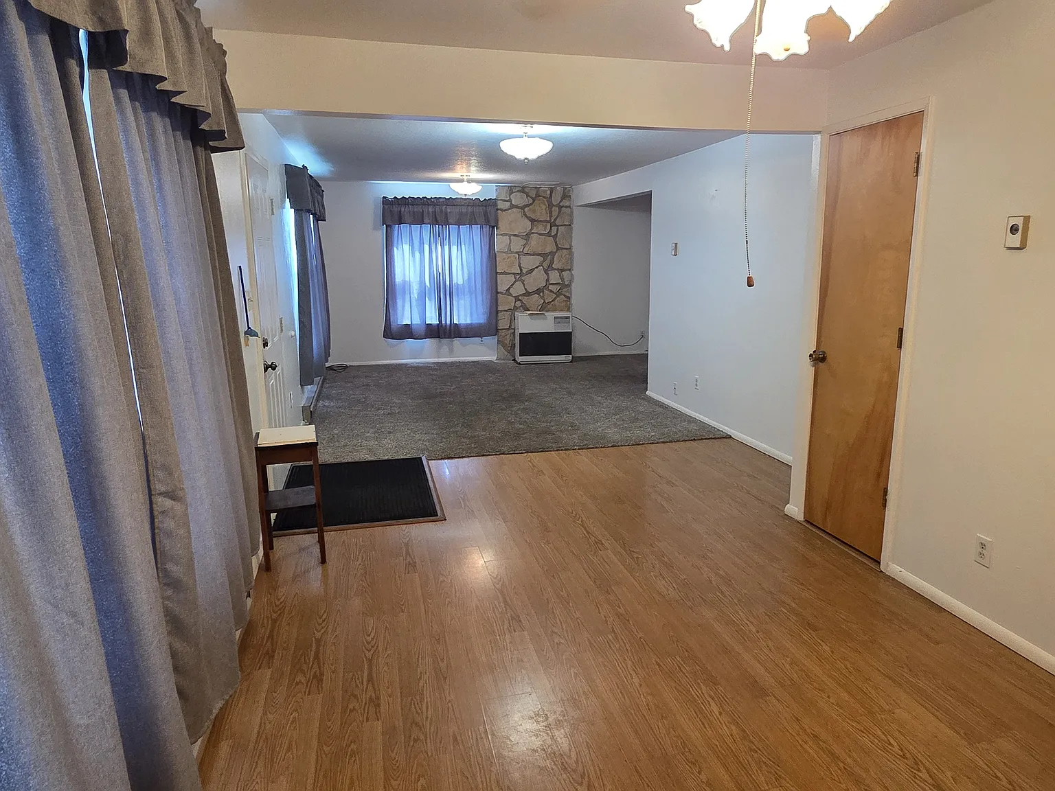 2 bed, 1618 sqft, $1,200 — Photo 3
