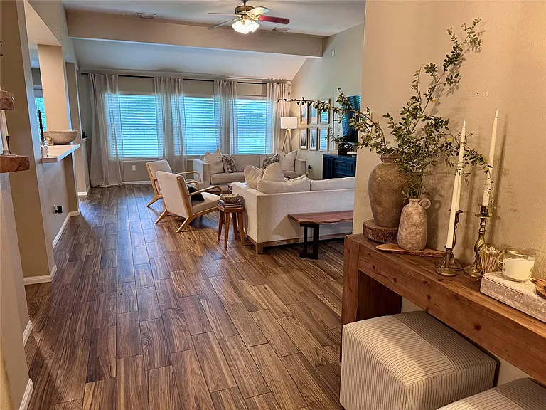 15815 Merle Rd — Photo 3