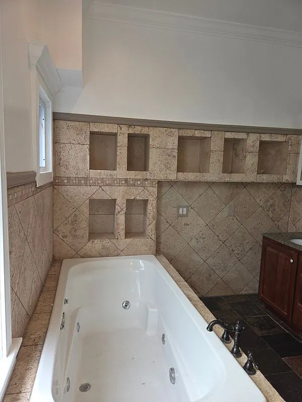 1 bed, 1.0 bath, 948 sqft, $1,750 — Photo 4