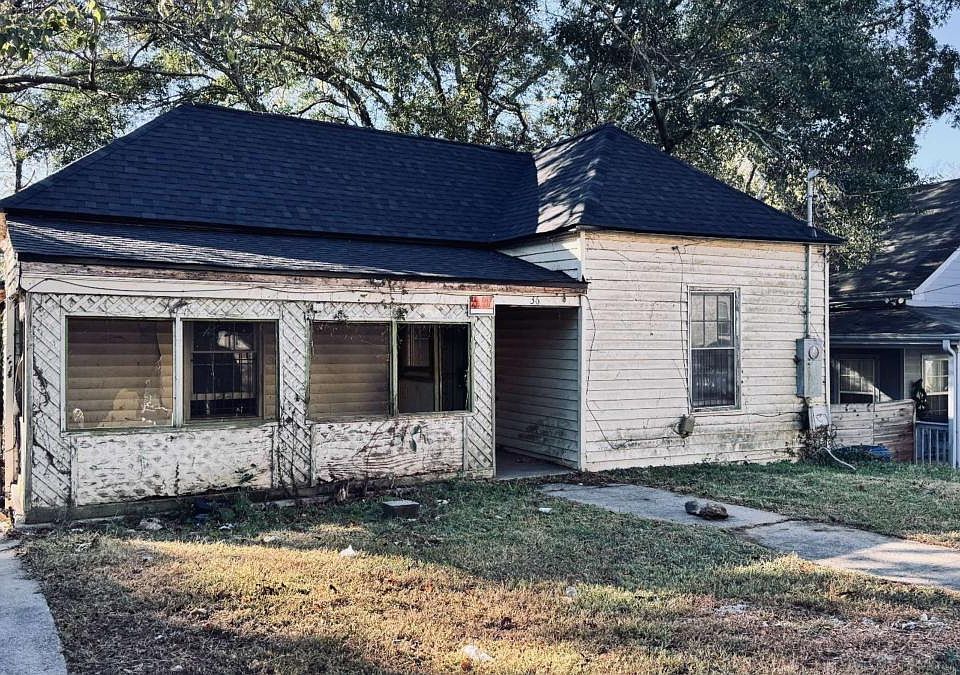 1st image of 36 Park Ave SE