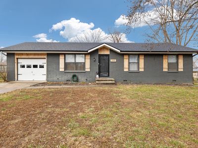 1005 N 13th Avenue, Ozark, MO, 65721