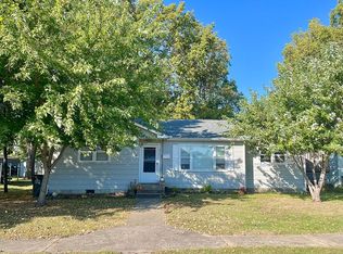 311 S Grant St, Erie, KS 66733