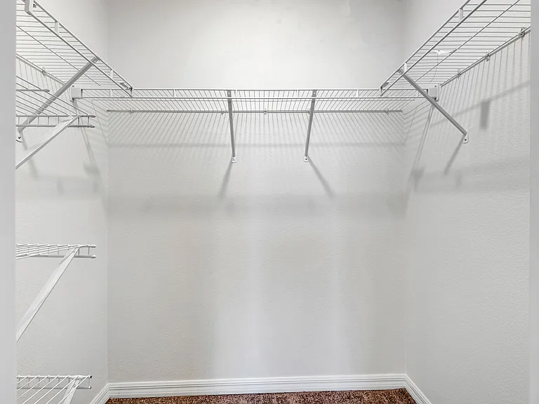 136 Mangrove Shade Cir — Photo 35