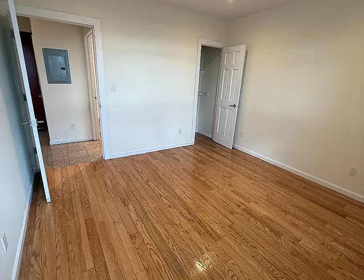 5125 Queens Blvd #4D — Photo 6
