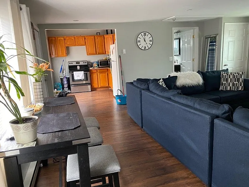 1 bed, 875 sqft, $1,200 — Photo 1