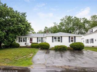 31 Mechanic St, Saco, ME 04072