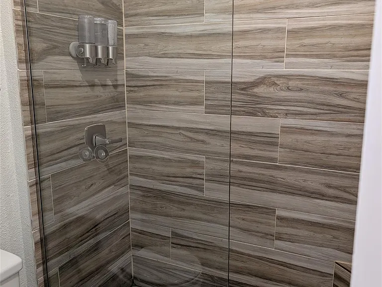2529 Rio Grande St #6 — Photo 12