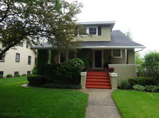 230 N Evergreen Ave, Elmhurst, IL