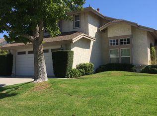 1835 Ridgewood Dr, Camarillo, CA 93012