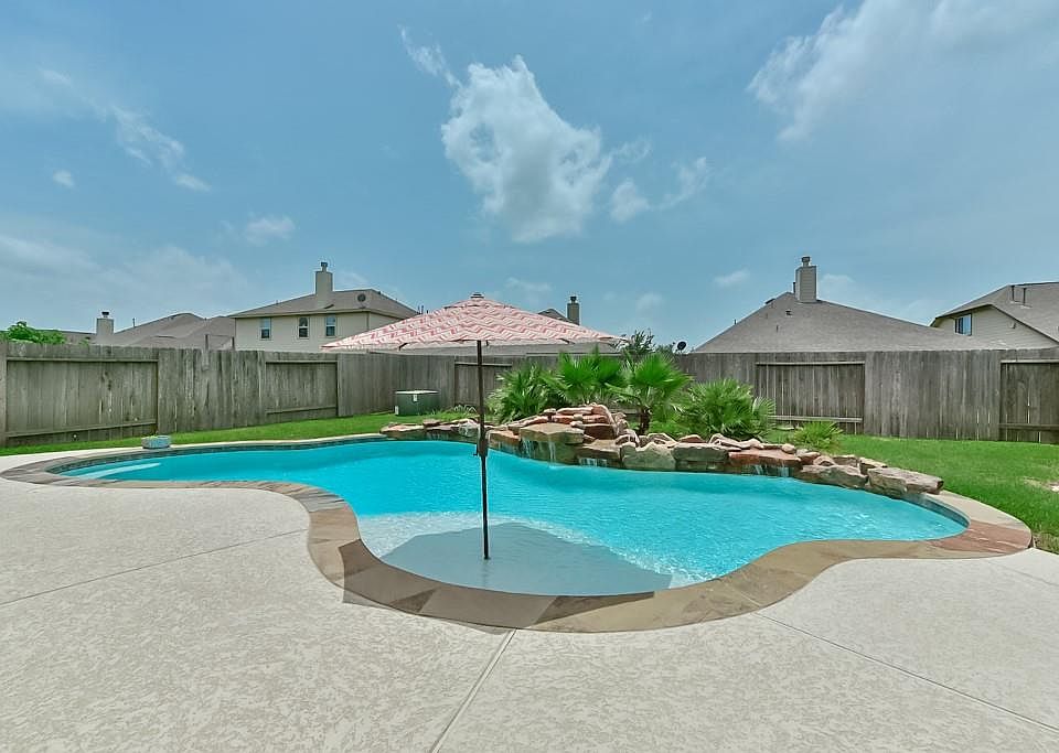 1st image of 17931 Misty Pond Ct
